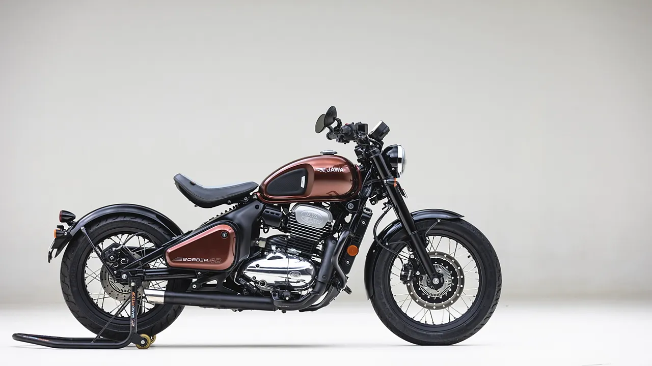 Jawa 42 Bobber