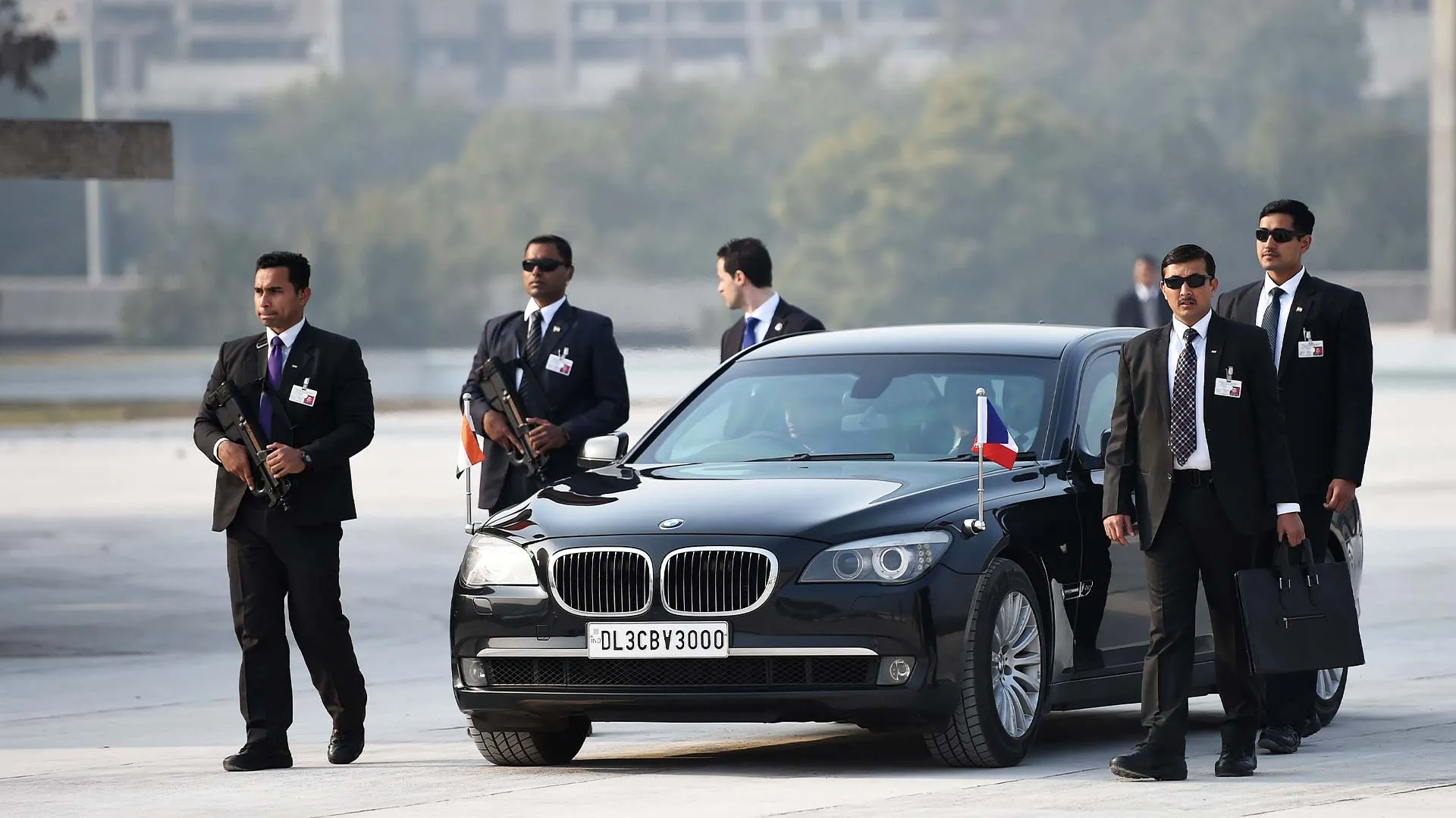 Narenda-Modi-BMW-7-Series-Li